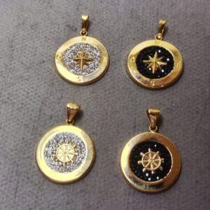 Ciondolo Timone o Rosa dei Venti zirconato oro 18K