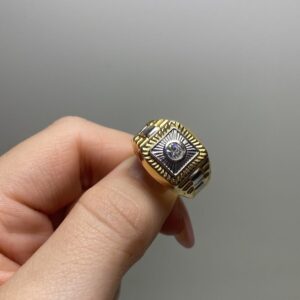 Anello Uomo HIJONES Numero 13 – Acciaio Inossidabile – Colore Oro Nero – Larghezza 25 Mm – Massiccio E Lucidato